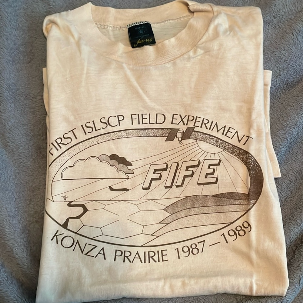 Vintage FIFE t shirt size large